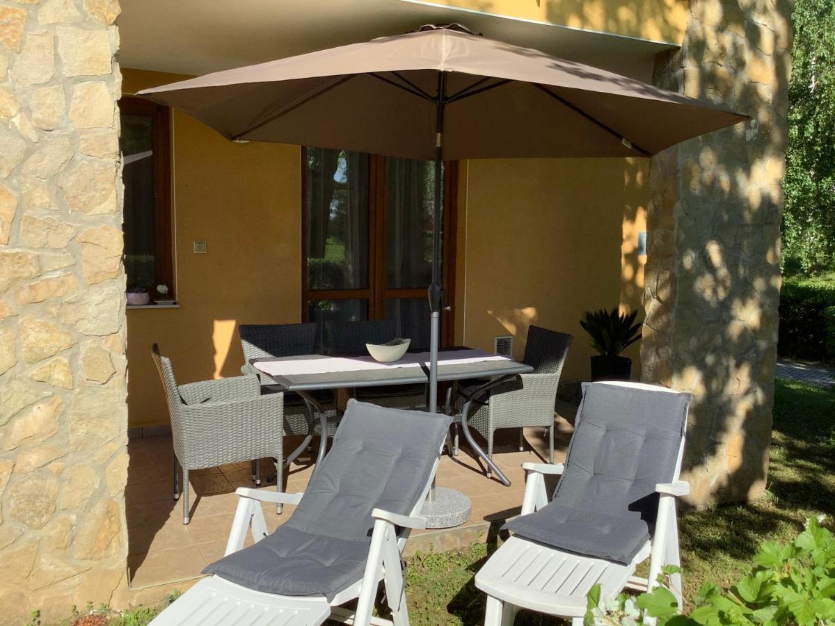 Apartman Golf Lux Bük Екстериор снимка